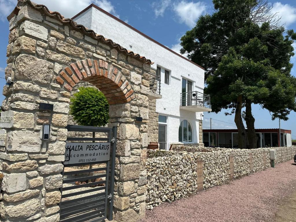 Halta Pescăruş Accommodation - Housity