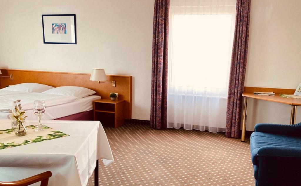 Akzent Congresshotel Hoyerswerda - Deluxe Double Room With Bath