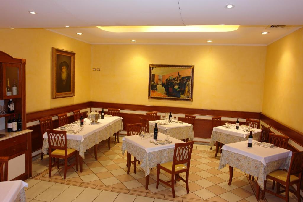 Restaurace v ubytování Hotel Sollievo