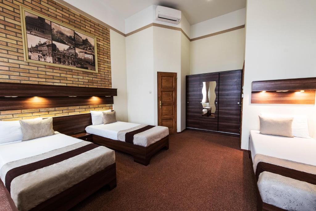 A bed or beds in a room at SOUS44