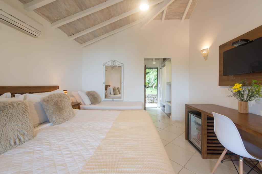  La Pedrera Small Hotel & Spa