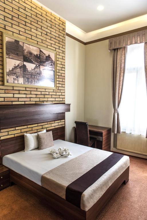 A bed or beds in a room at SOUS44