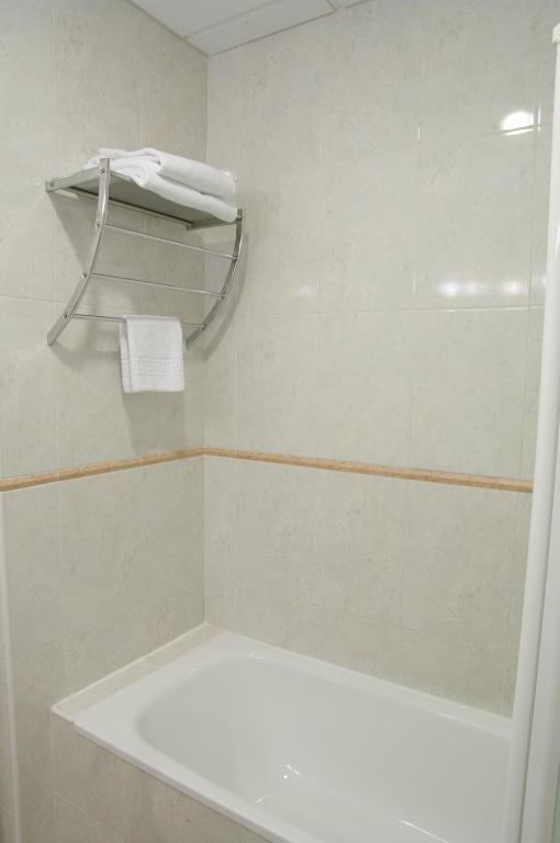 Hotel Barajas Plaza - Resim 42