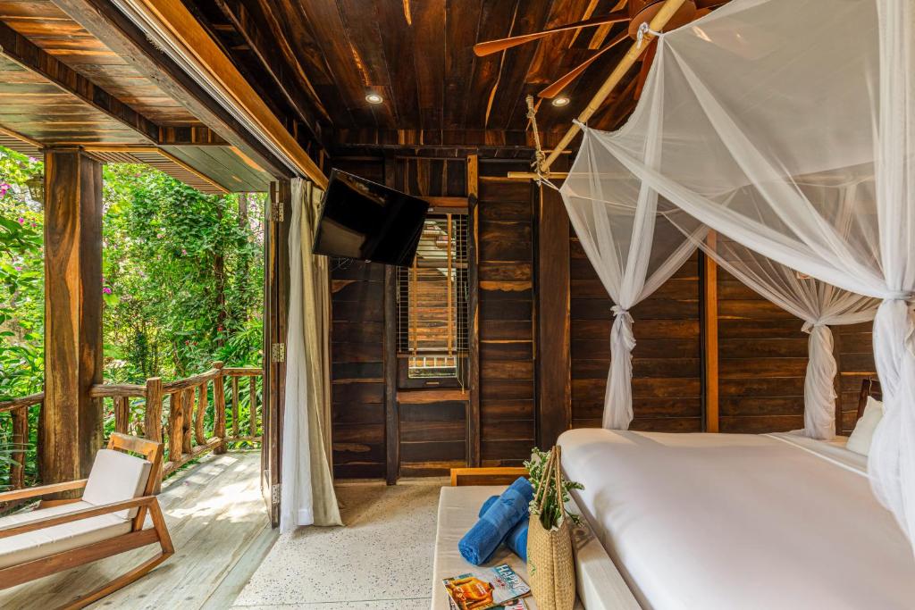 Bungalow Ocean Breeze Có Giường Cỡ King