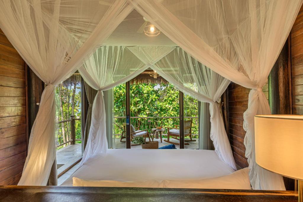Bungalow Premium Jungle Có Giường Cỡ King