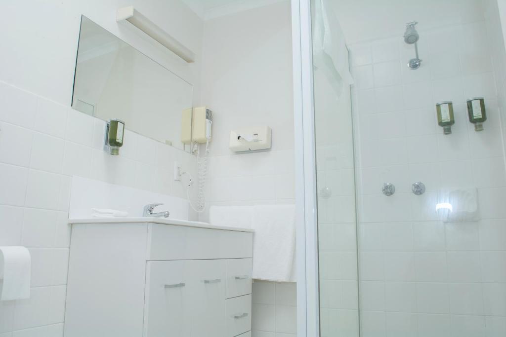 Koupelna v ubytování Alexander Motor Inn