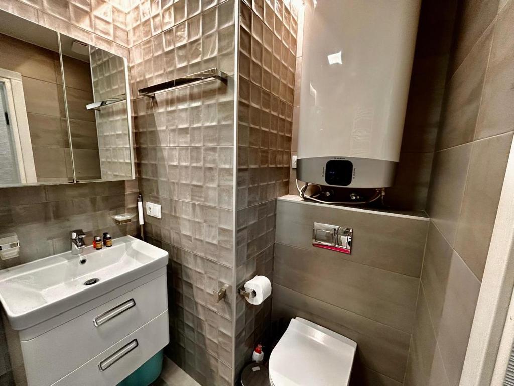 فضای داخلی Real Beach Tower در باتومی - تصویر ۳
