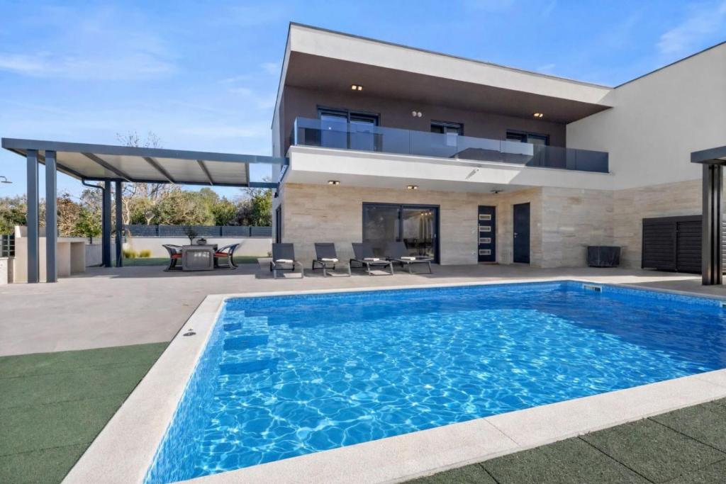 Villa MARY 1
