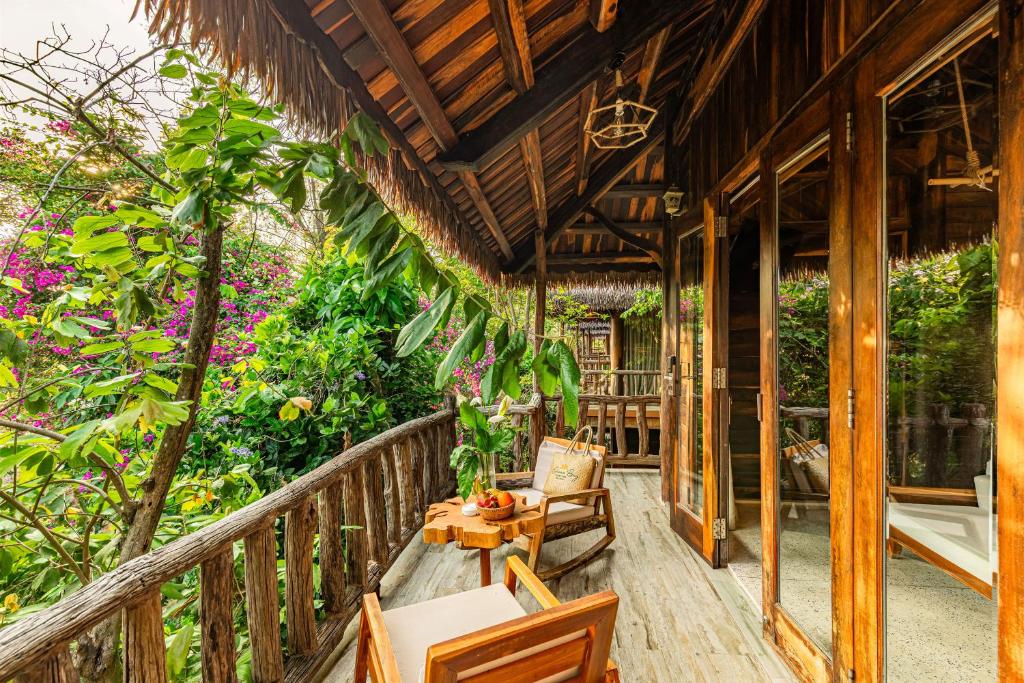 Bungalow Premium Ocean Breeze Có Giường Cỡ King