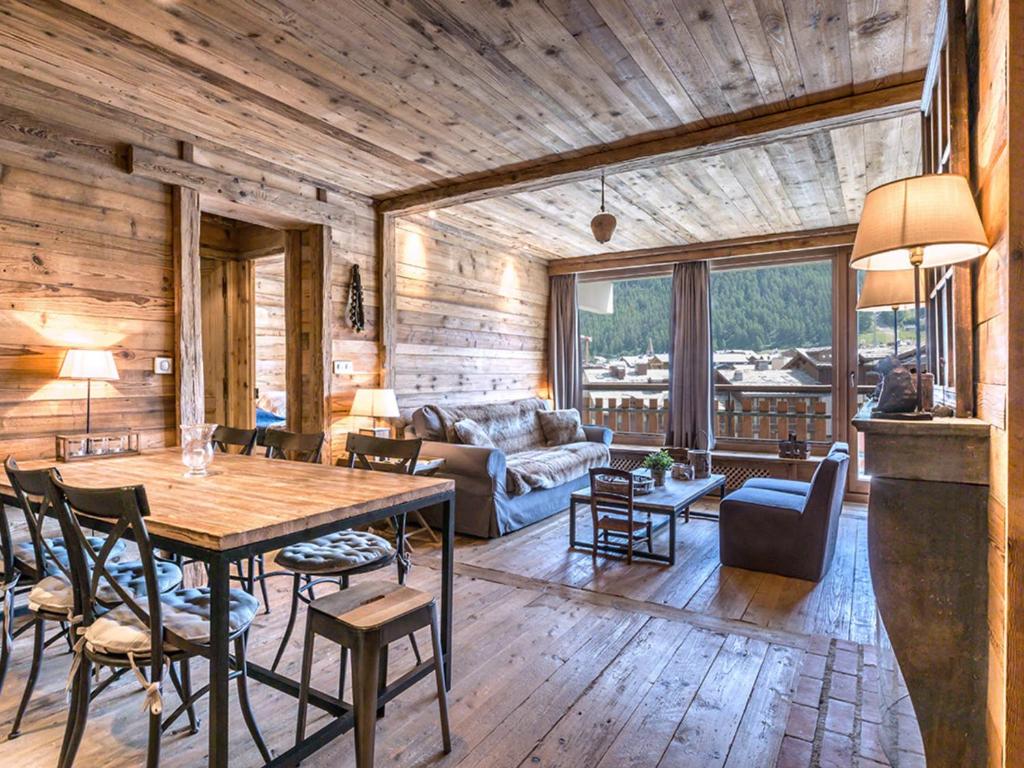 Charmant appartement 4 pièces avec WIFI à Val-d'Isère