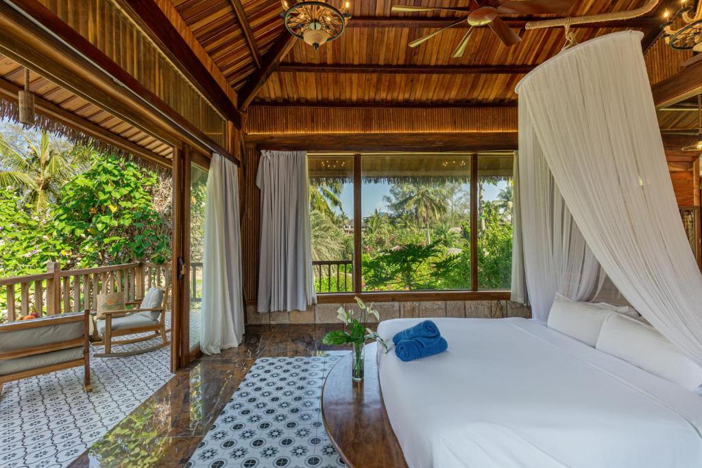 Suite Có Giường Cỡ King Nhìn Ra Biển
