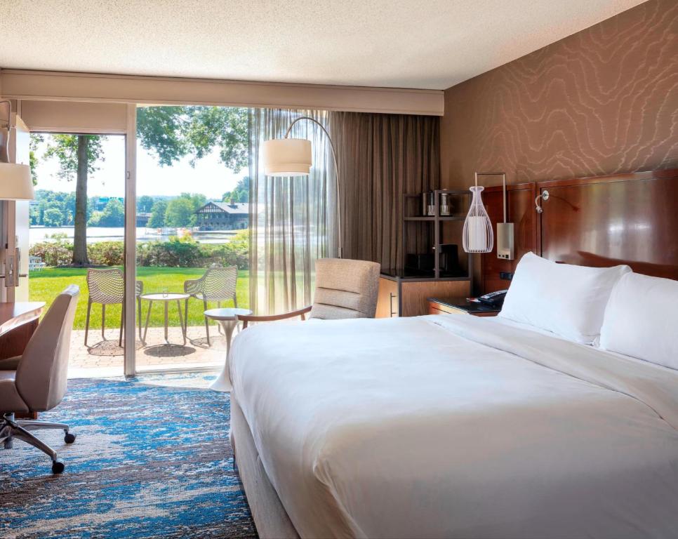 Boston Marriott Newton - 