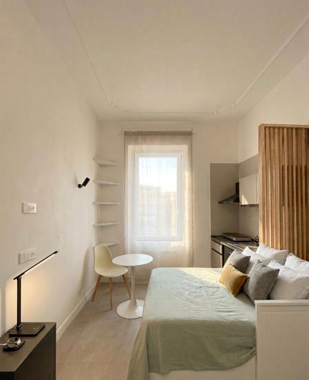 Marsi Sunny studio