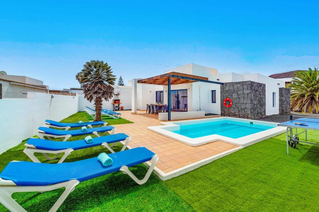 Villa Sundar by Villa Plus