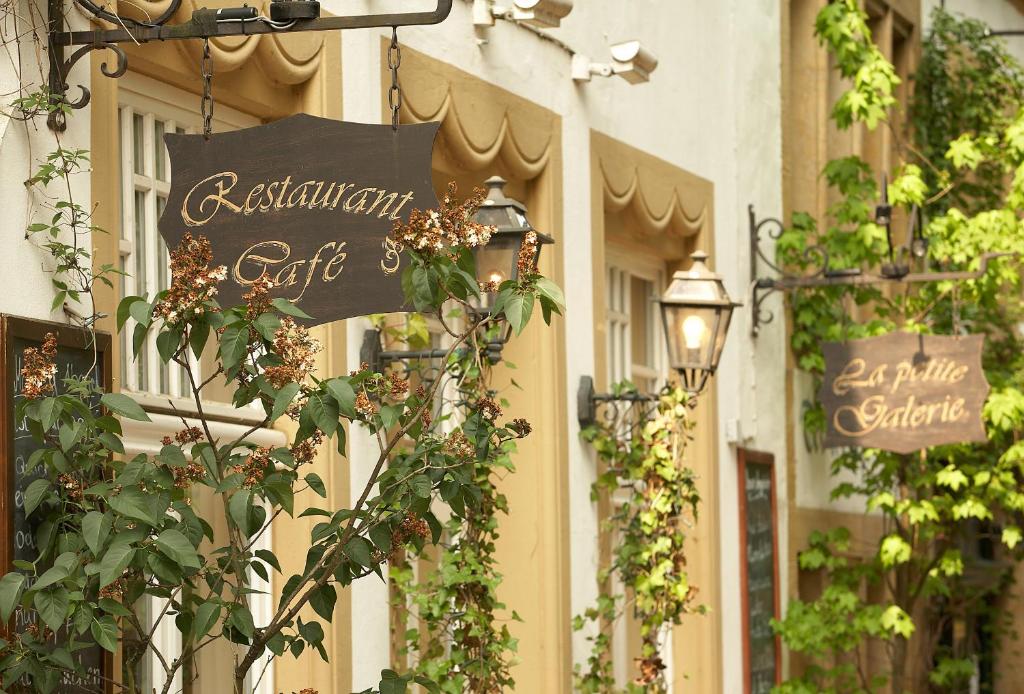 Certifikát, hodnocení, plakát nebo jiný dokument vystavený v ubytování Galerie Hotel