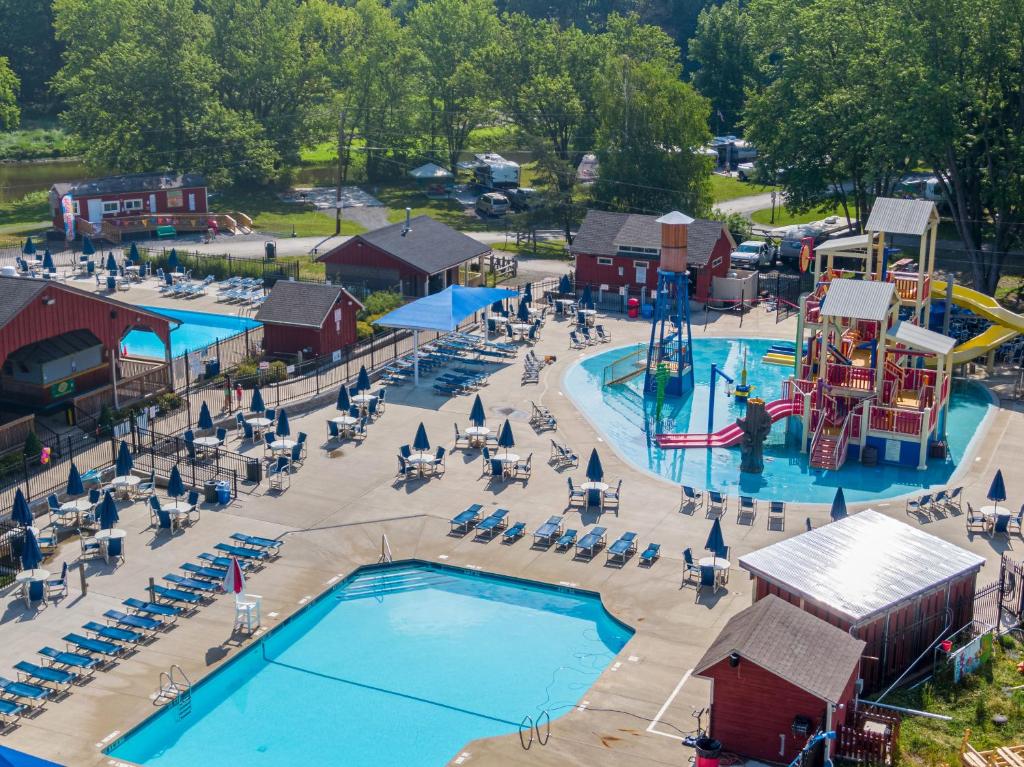 an aerial view of a water park at Jellystone Park Gardiner in Gardiner