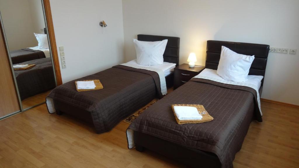 Vidų Guest House - Comfort Triple Room With Shower