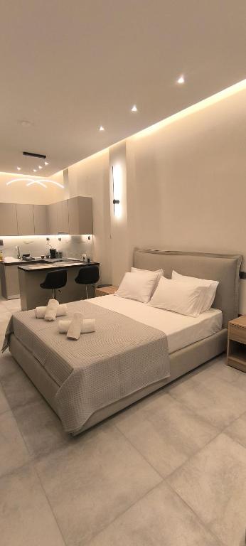 Thess Maison