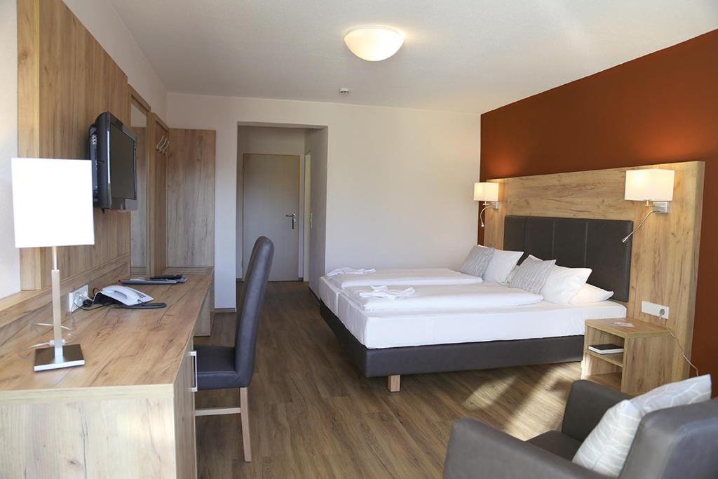 Landhotel Krone Roggenbeuren - Chambre Double Confort Avec Balcon