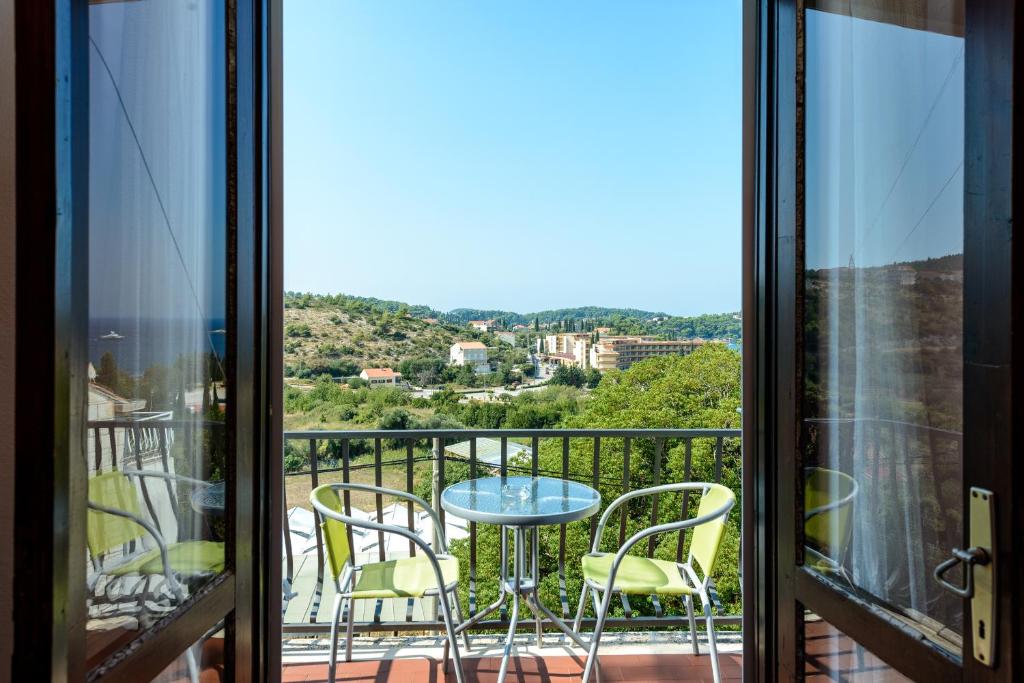 Guest House Villa Bellevue - 8