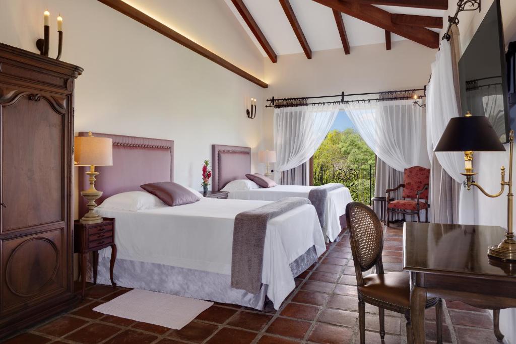 El Lugar Hotel & Nature Reserve Costa Rica - Suite Deluxe Dos Queens Vista Al Bosque Balcón