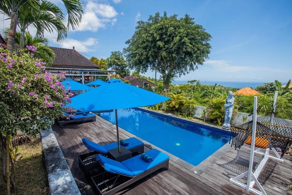 an image of a swimming pool at a villa at Tatak Bunut Villa Ceningan in Nusa Lembongan