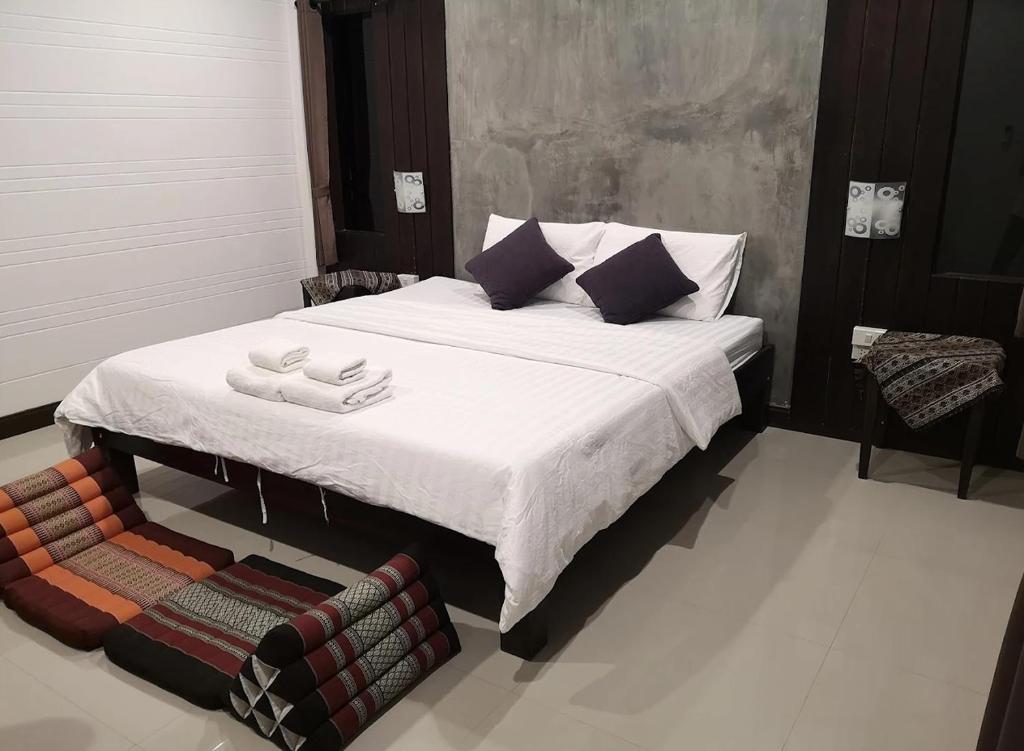 Thanawong Pool Villa - Villa De Un Dormitorio