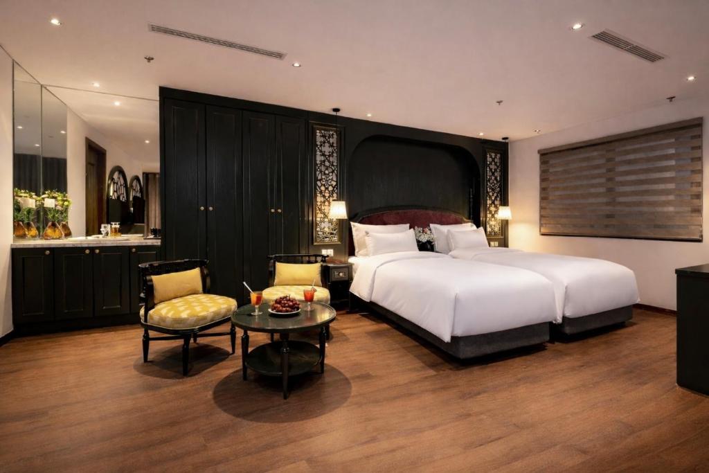 Room #1443555105