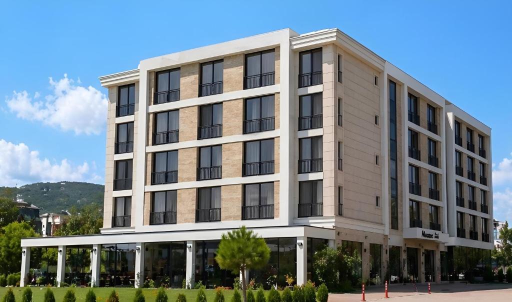an image of a large building at Hotel Magnific in Kranevo
