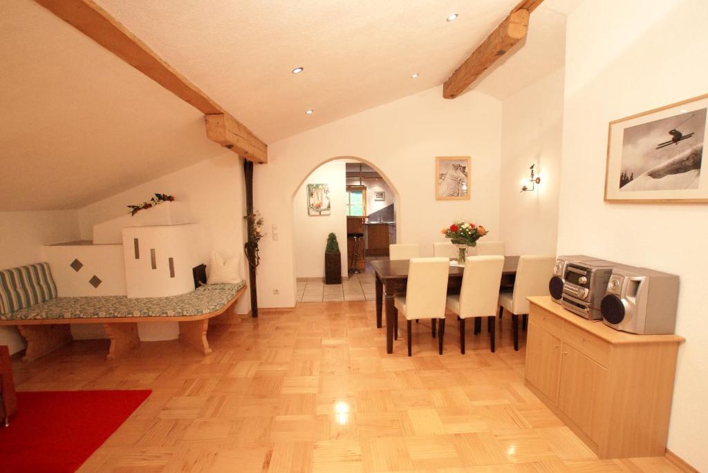 Fotografie z fotogalerie ubytování Hotel Garni Rauch v destinaci Sankt Anton am Arlberg