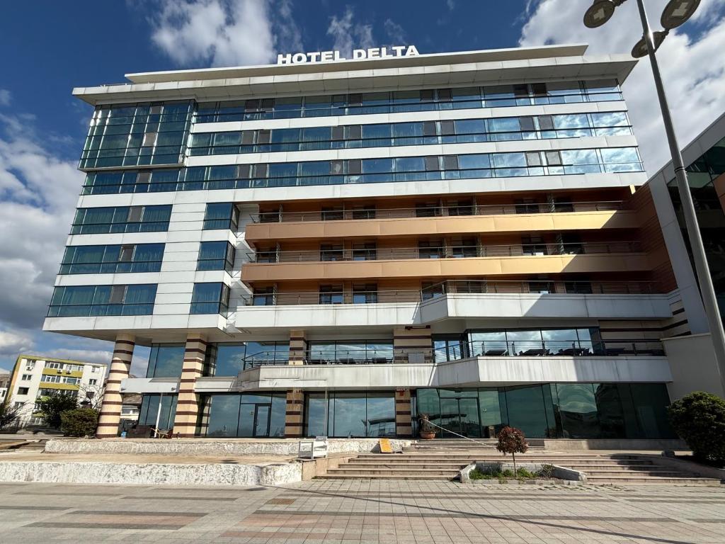 Hotel Delta 4 in Romania