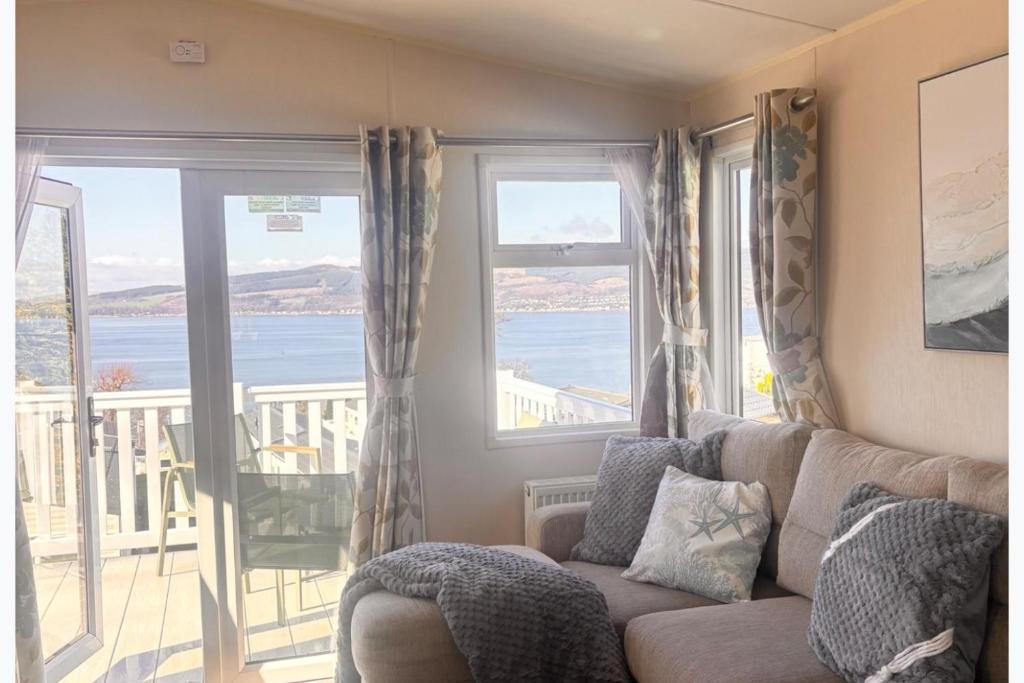 Seaside Escape in Wemyss Bay