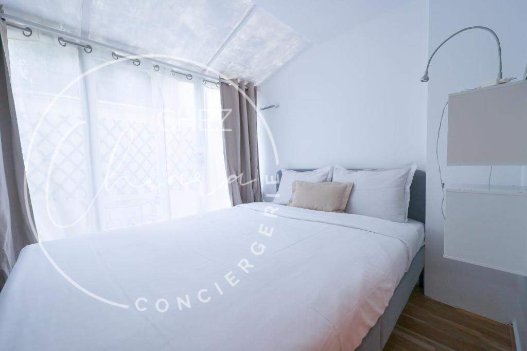 Bail Mobilité - Studio Victor Hugo - Arc de Triomphe Furnished Apartment Rental