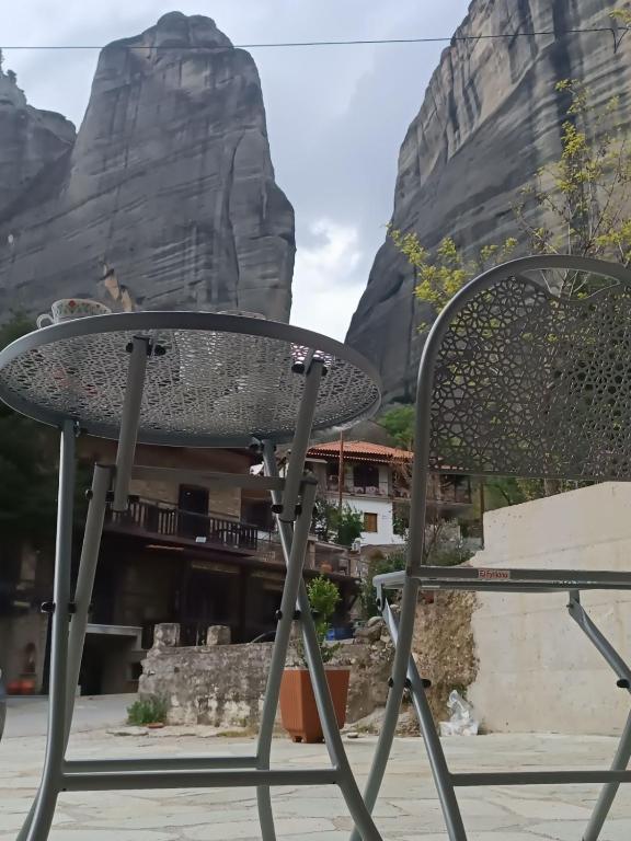 Meteora Earth Άνετη κατοικία με θέα στα Μετέωρα στην παλιά πόλη