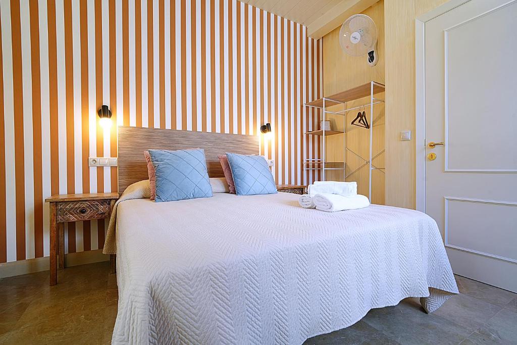 Guest house SAL E PEDRA - Double Room With Shared Bathroom