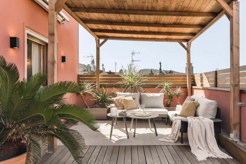OFF - Spacest - Passeig de Colom B