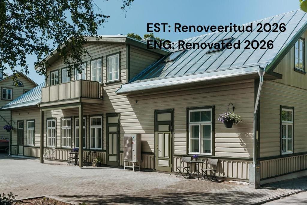 a house with a sign that reads ingre remodeled at Wiigi Apartments in Haapsalu