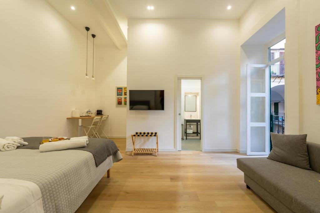 Easylife - Napoli - Ferrigni 20 - Chiaia