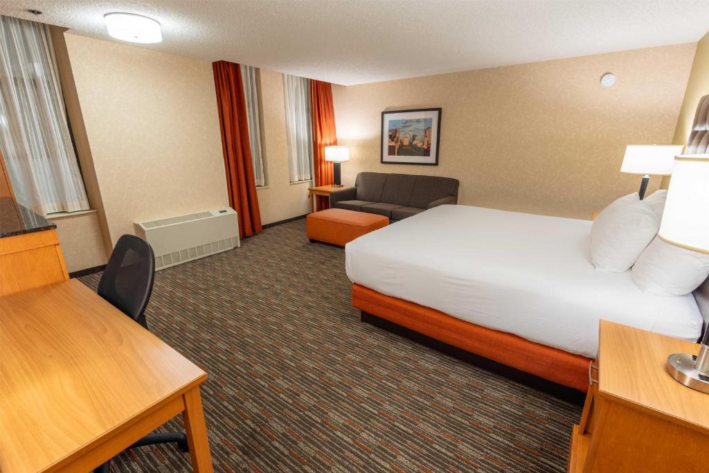 Drury Plaza Hotel St Louis Union Station photo