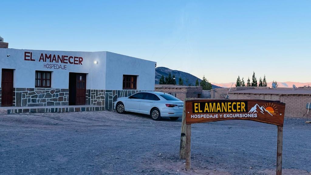 EL AMANECER hospedaje y excursiones