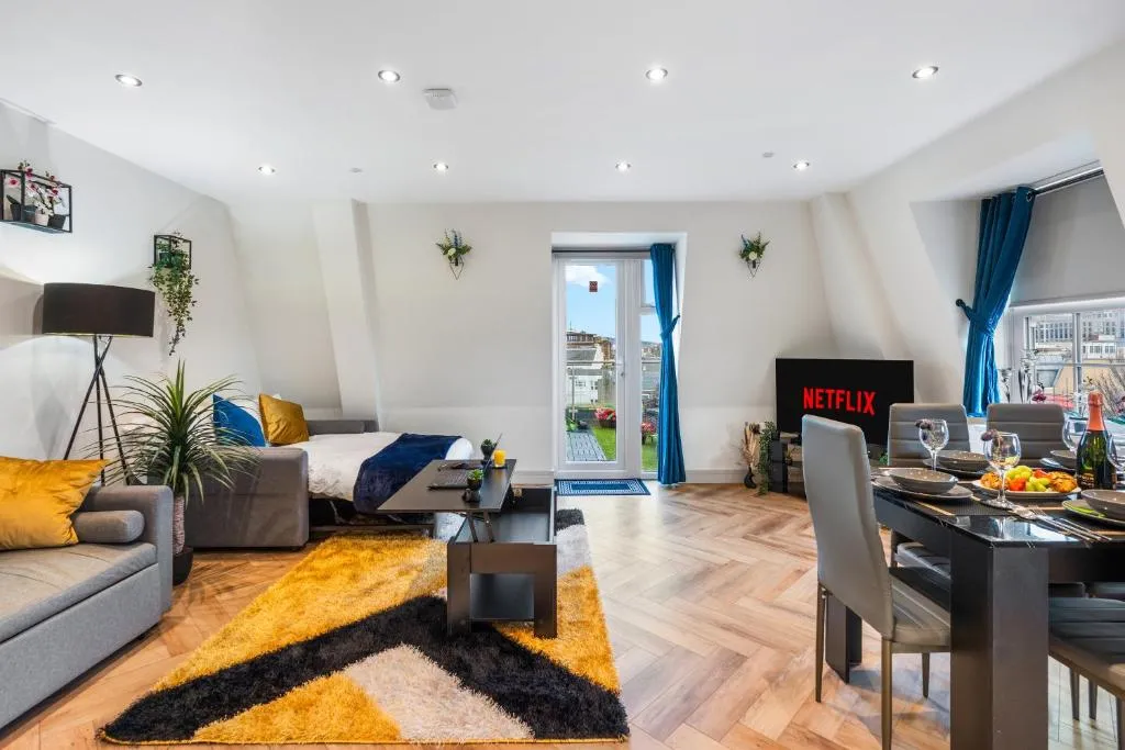 Luxury 1 Bed Apt Central Brighton Private Garden Sleeps 6