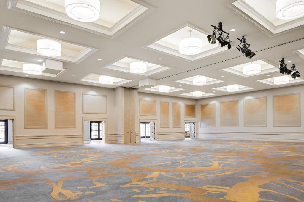 Hayes Mansion San Jose, Curio Collection by Hilton photo