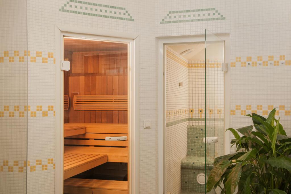 Koupelna v ubytování Hotel Kaiserhof Wien