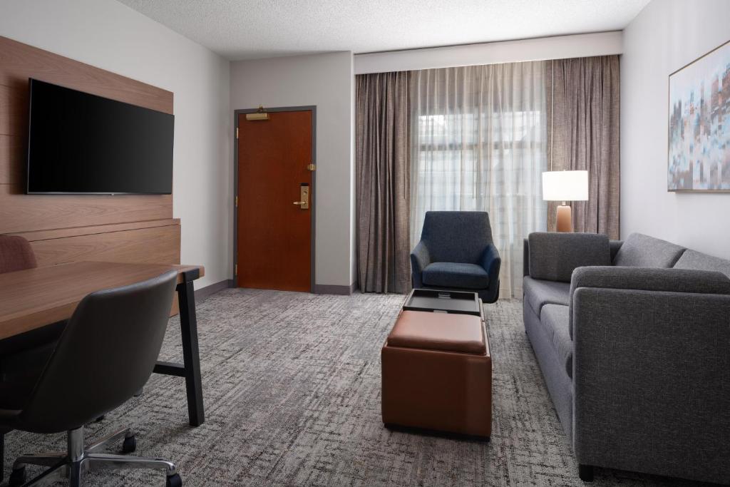 Embassy Suites by Hilton Franklin Cool Spring - Suite Con Dos Camas Tamaño Queen - No Fumadores