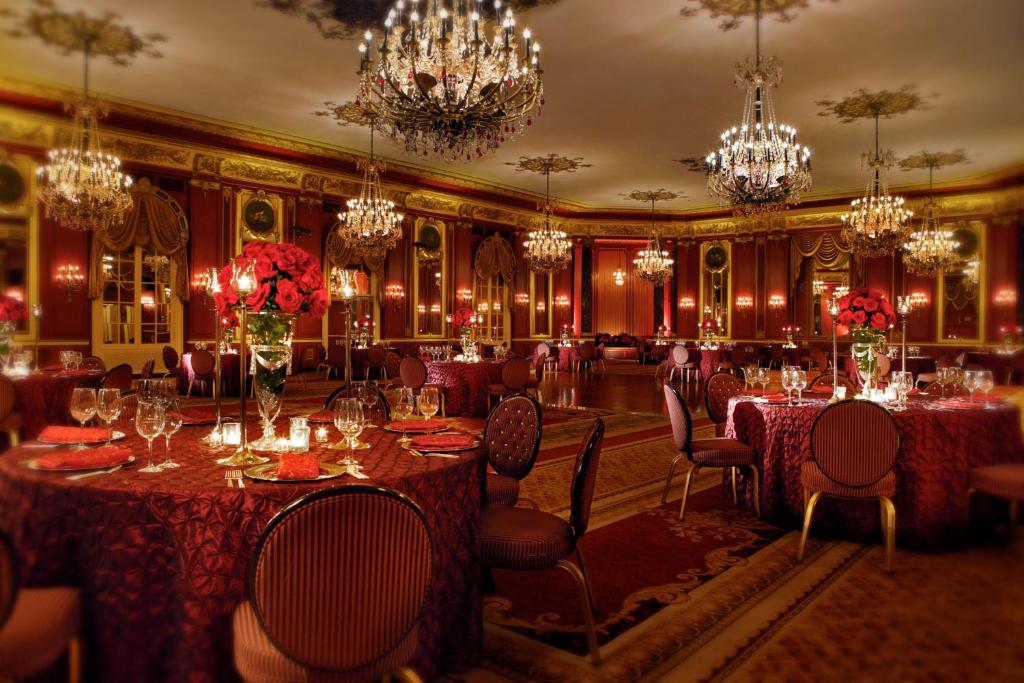 The Palmer House Hilton photo