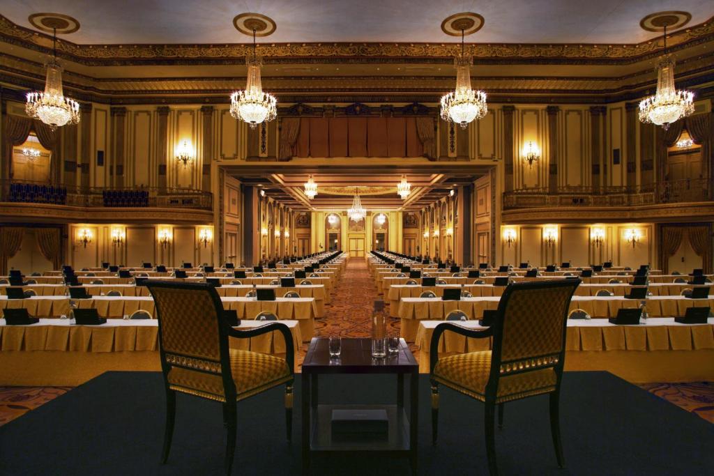 The Palmer House Hilton photo