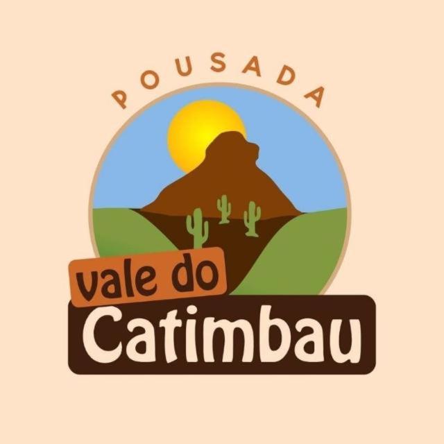 a sign that reads wake do cartilagi with a picture of a camel at Pousada Vale do Catimbau in Buíque
