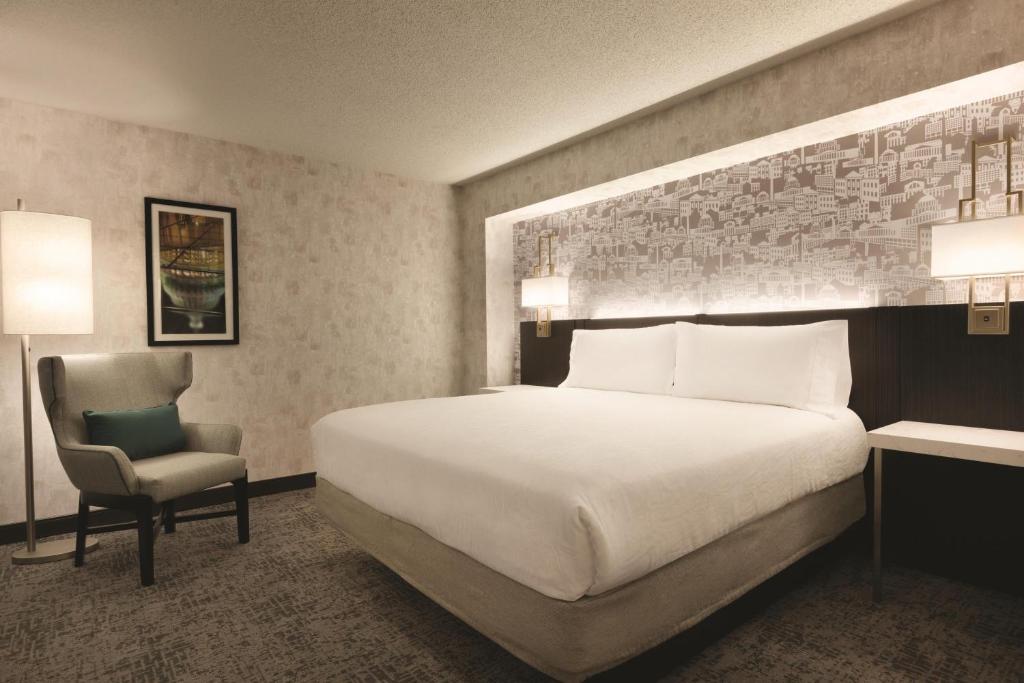 Hilton Garden Inn Washington DC Downtown photo