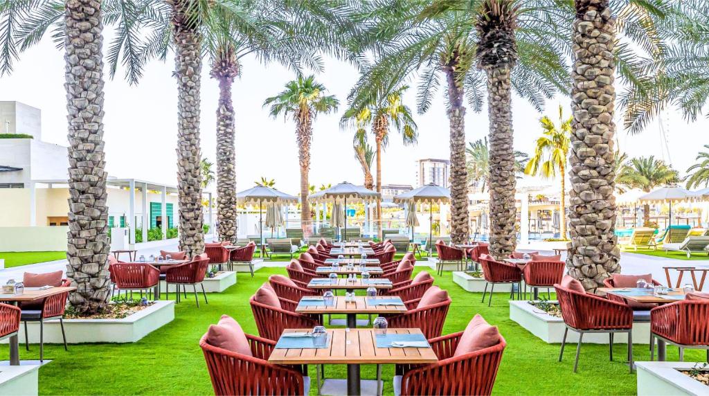 تصویر اتاق‌های DoubleTree by Hilton Dubai Jumeirah Beach - تصویر ۲