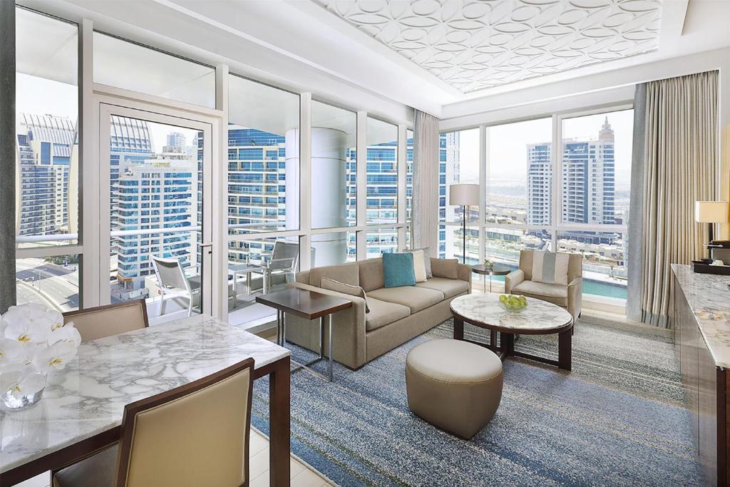 DoubleTree by Hilton Dubai Jumeirah Beach - 